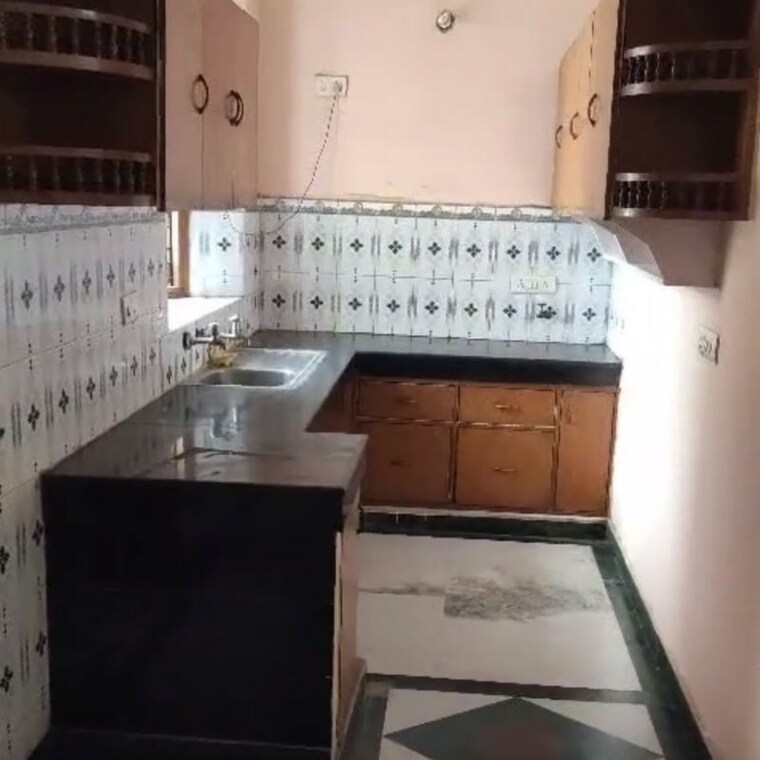 Kitchen, huda-staff-colony 1 Bedroom 160 Sq.Yd. Builder Floor In Durga Colony Gurgaon 9765042