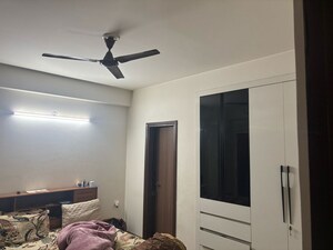 Room in 2.5 BHK Apartment at Gulshan Botnia, Sector 144 – for Sale