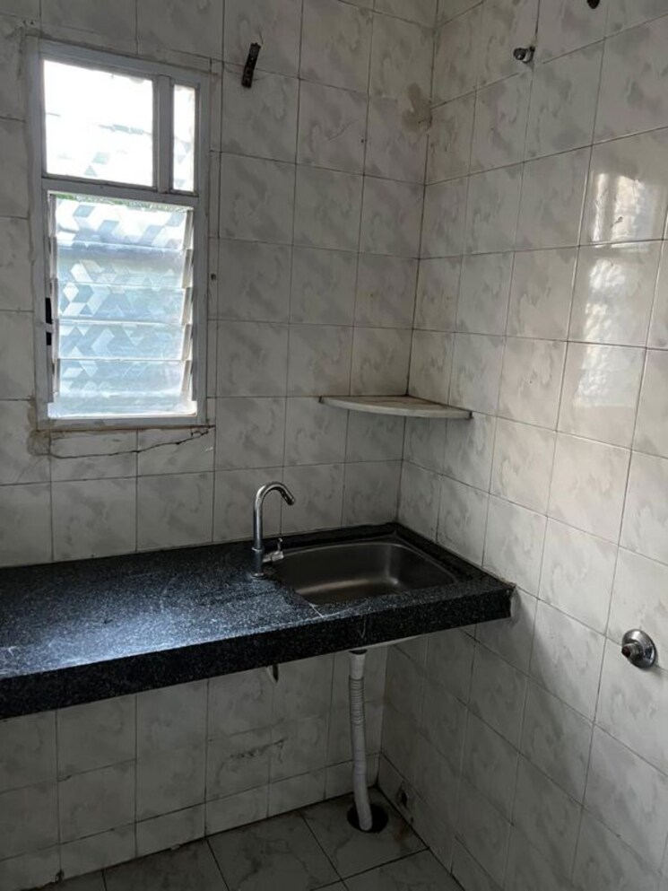 Kitchen, karishma-society Commercial Office Space 500 Sq.Ft. In Kothrud Pune 9765074