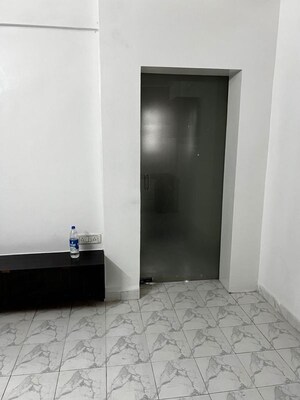 Room in  Office Space at Karishma Society, Kothrud – for Rent