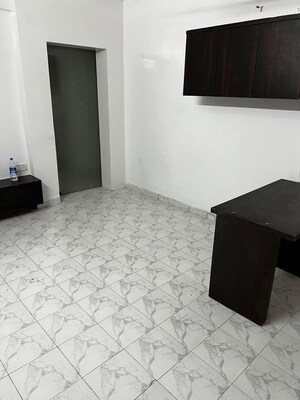 Room in  Office Space at Karishma Society, Kothrud – for Rent