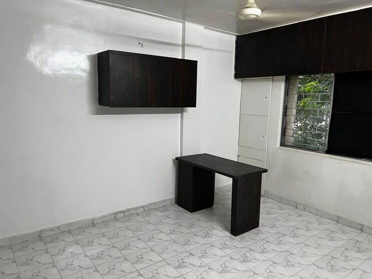 Kitchen, karishma-society Commercial Office Space 500 Sq.Ft. In Kothrud Pune 9765074