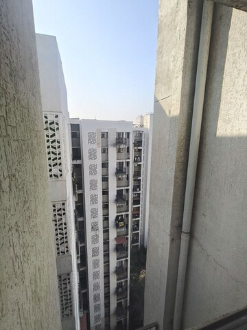 Building Lobby in 1.5 BHK Apartment at Lodha Lakeshore Greens, Dombivli East – for Sale