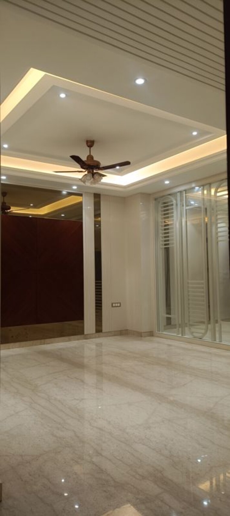 undefined, vivek vihar 4 Bedroom 3000 Sq.Ft. Builder Floor In Vivek Vihar Delhi 9765119