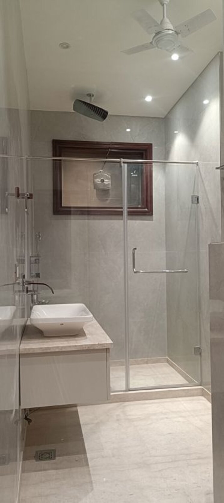 Bathroom, vivek vihar 4 Bedroom 3000 Sq.Ft. Builder Floor In Vivek Vihar Delhi 9765119