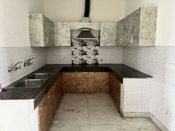 Kitchen in 2 BHK Builder Floor at Sector 52 – for Rent