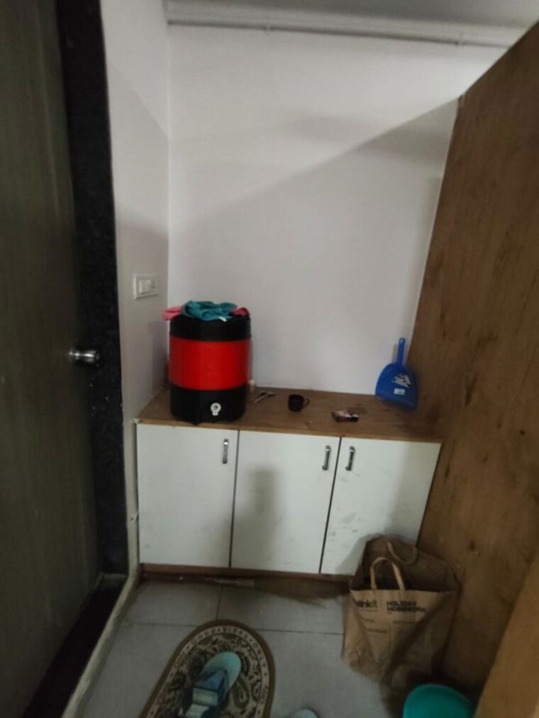 undefined, prahlad nagar Commercial Office Space 600 Sq.Ft. In Prahlad Nagar Ahmedabad 9765155