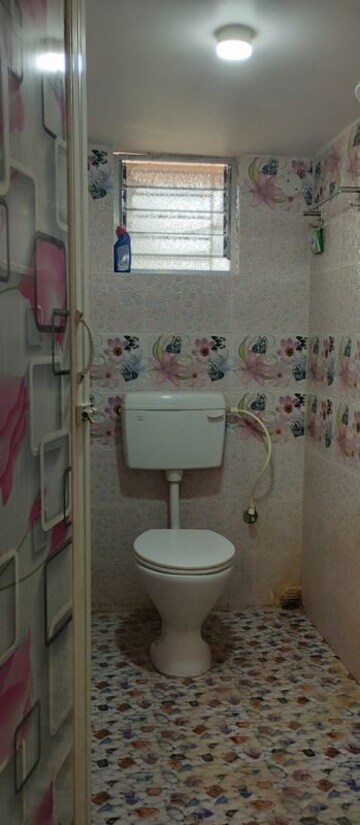 Bathroom in 2 BHK Villa at Kolkatta Gpo – for Rent