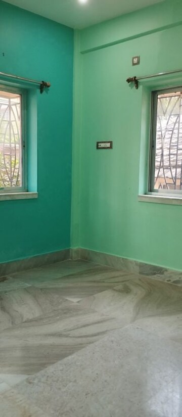 Room in 2 BHK Villa at Kolkatta Gpo – for Rent