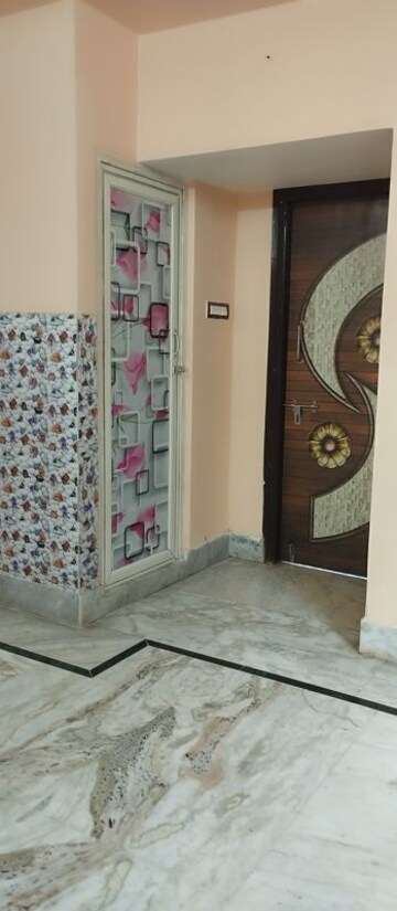Room in 2 BHK Villa at Kolkatta Gpo – for Rent