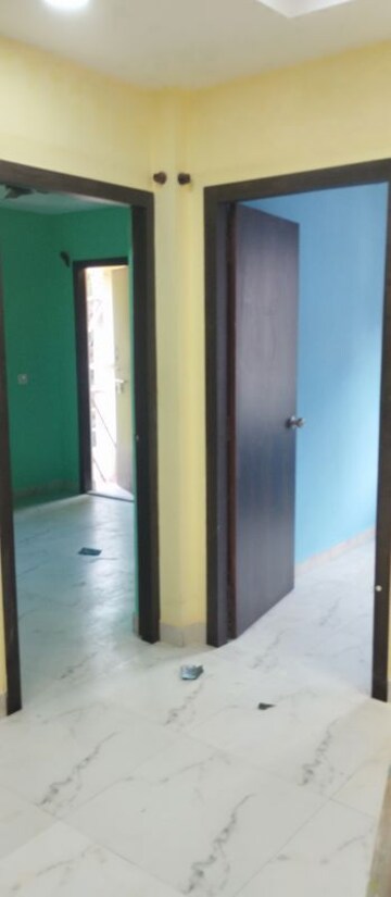 Room in 3 BHK Apartment at Kolkatta Gpo – for Rent