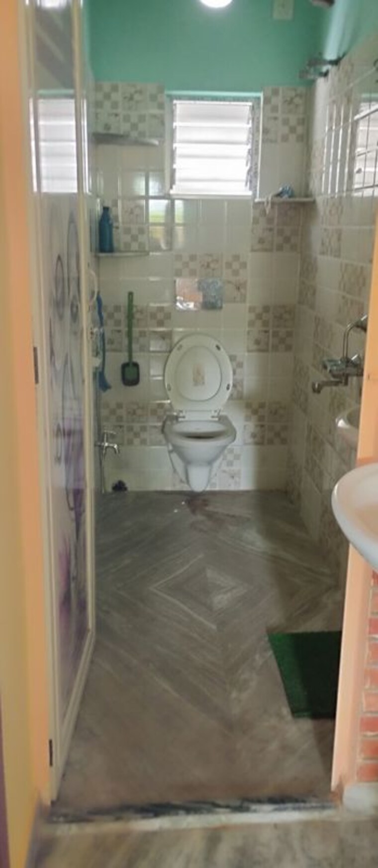 Attached Bathroom, kolkatta gpo 3 Bedroom 1050 Sq.Ft. Apartment In Kolkatta Gpo Kolkata 9500762