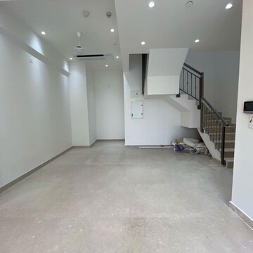 Room in 3 BHK Apartment at Indiabulls Sky Forest, Dighe Nagar – for Rent