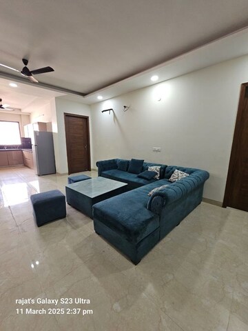 Bedroom in 4 BHK Apartment at Ardee City, Sector 52 – for Rent