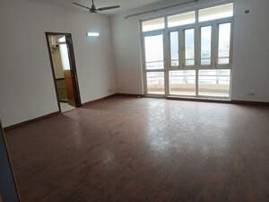 Room in 3.5 BHK Apartment at ATS Green Village, Sector 93a – for Rent