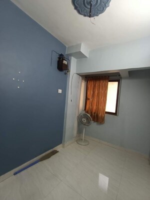 Bedroom in 1.5 BHK Apartment at Ghansoli – for Rent