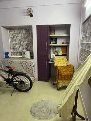 Room in 2 BHK Apartment at Kasba – for Rent