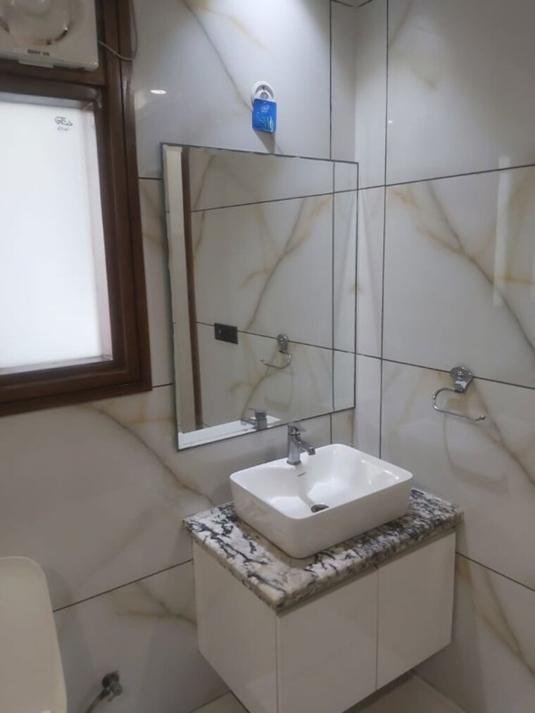 Bathroom, sector 56 1 RK 680 Sq.Ft. Independent House In Sector 56 Noida 9765289