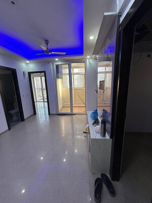 Living Room in 2 BHK Apartment at Gaur City 7th Avenue, Sector 4 Greater Noida – for Rent