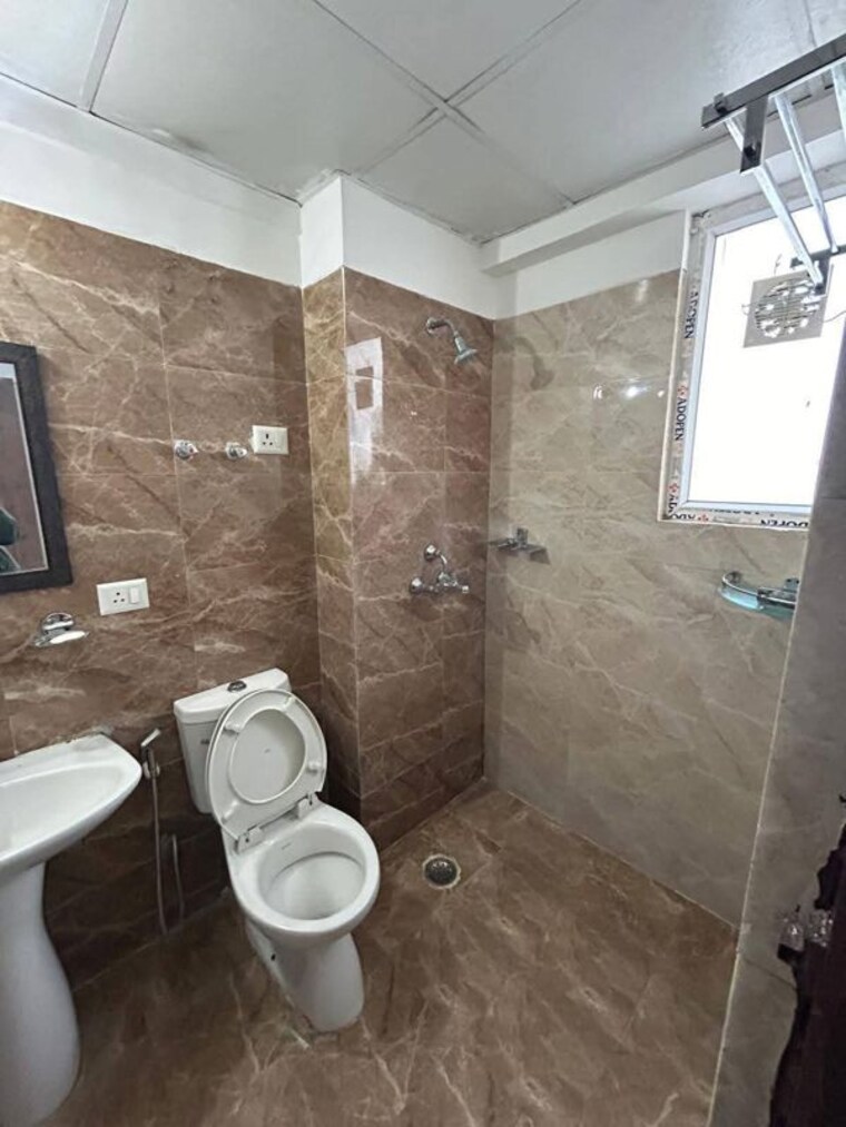 Bathroom, gaur-city-7th-avenue 2 Bedroom 1165 Sq.Ft. Apartment In Sector 4 Greater Noida Greater Noida 9765290