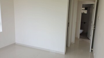 Room in 2 BHK Apartment at Godrej Hillside 2, Mahalunge – for Rent