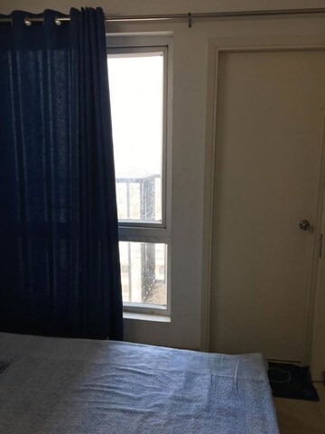 Room in 2 BHK Apartment at Aims Golf Avenue II, Sector 75 – for Rent