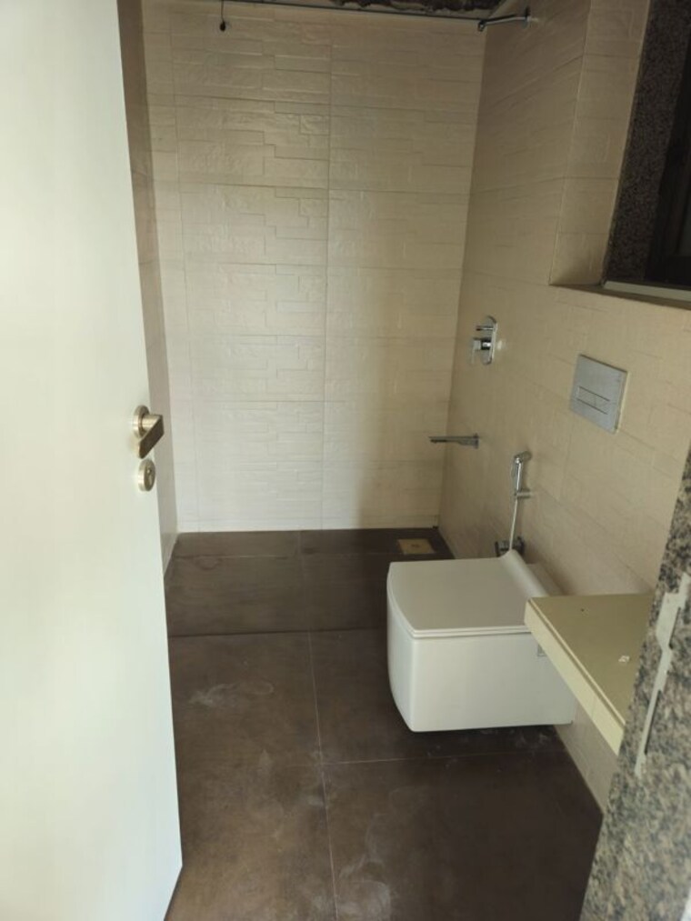 Bathroom, kanakia-silicon-valley 2 Bedroom 670 Sq.Ft. Apartment In Powai Mumbai 9765341
