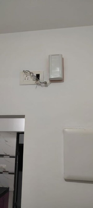 Room in 1 BHK Apartment at Dynamic Crest, Shilphata – for Rent