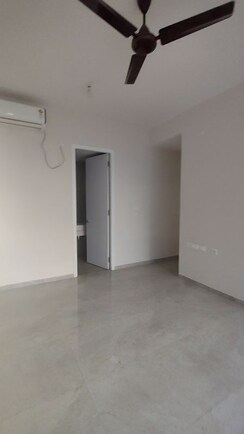 2 BHK Apartment For Sale in Tata Serein