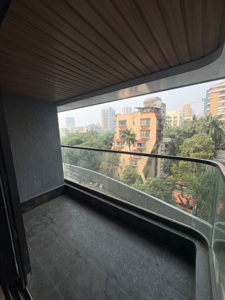 Balcony, evergreen-apartment-bandra-west 2 Bedroom 1200 Sq.Ft. Apartment In Bandra West Mumbai 9765353