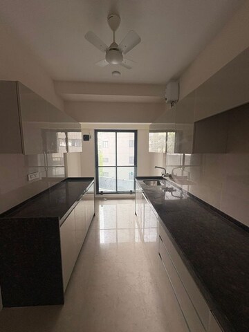 Building Lobby in 2 BHK Apartment at Evergreen Apartment Bandra West, Bandra West – for Rent