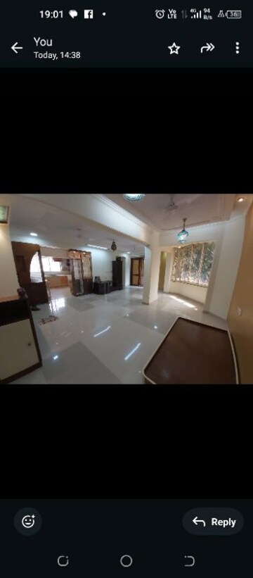 Bedroom in 3 BHK Apartment at Mahim West – for Rent