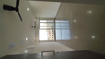 Room in 2 BHK Apartment at Indiabulls One Indiabulls, Pokhran Road No Two – for Rent