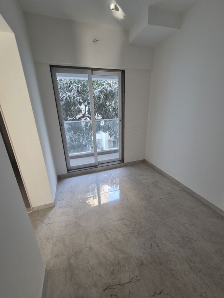 Room, pafilia-sunita-heights 3 Bedroom 1100 Sq.Ft. Apartment In Naupada Thane 9765414