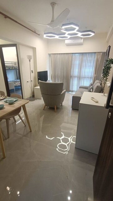 Team Area in 2 BHK Apartment at Sumer Prime, Lower Parel – for Sale