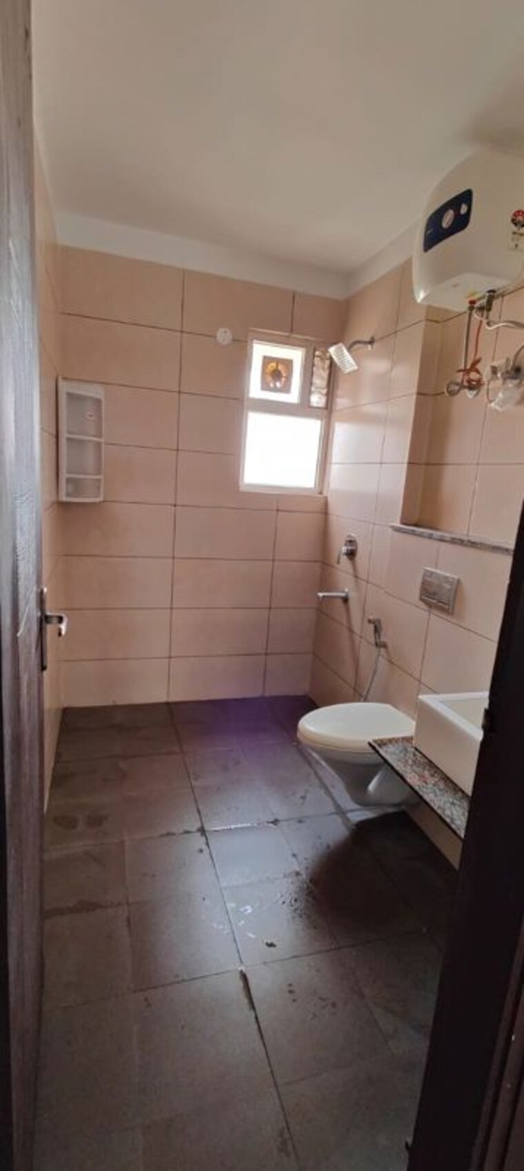 Bathroom, motiaz-royal-citi 3 Bedroom 1910 Sq.Ft. Apartment In Ambala Highway Zirakpur 9730896