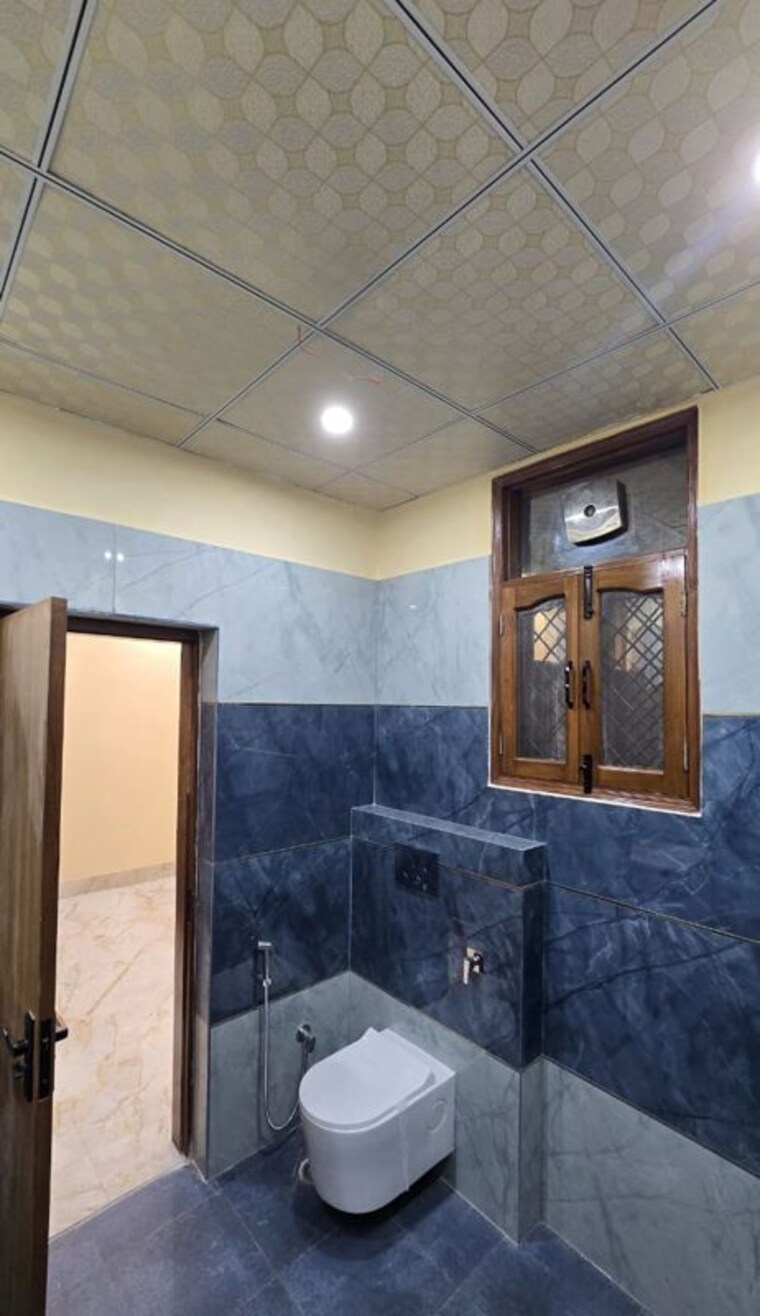 Bedroom, sector 40 3 Bedroom 3200 Sq.Ft. Builder Floor In Sector 40 Gurgaon 9765438