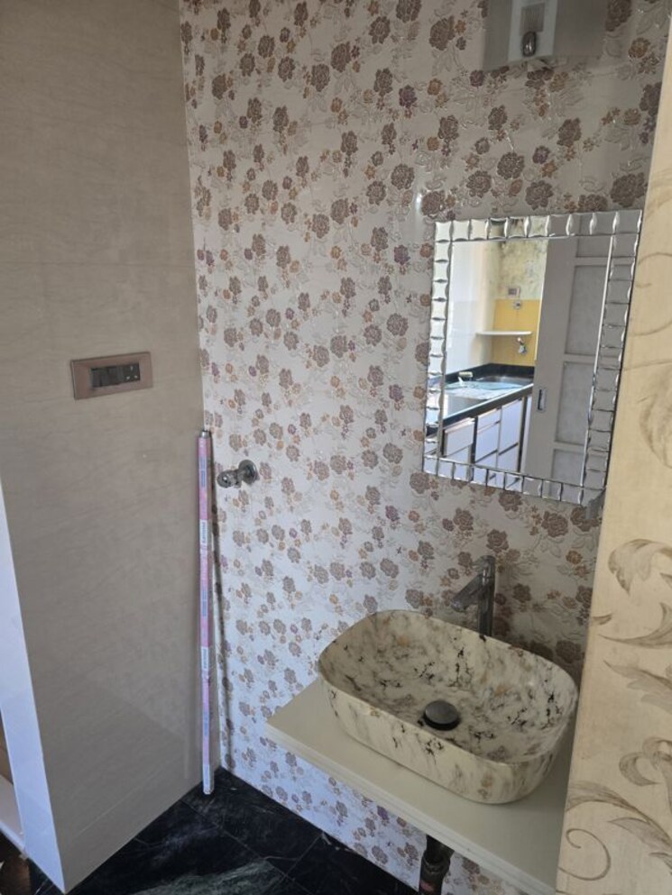 Bathroom, sheth-vasant-galaxy 1 Bedroom 585 Sq.Ft. Apartment In Goregaon West Mumbai 9765440