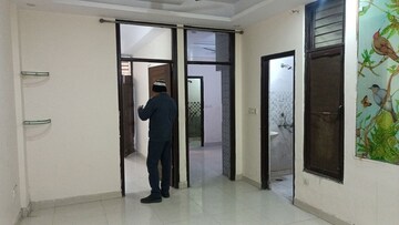 Room in 2 BHK Builder Floor at Vaishali Sector 5 – for Rent