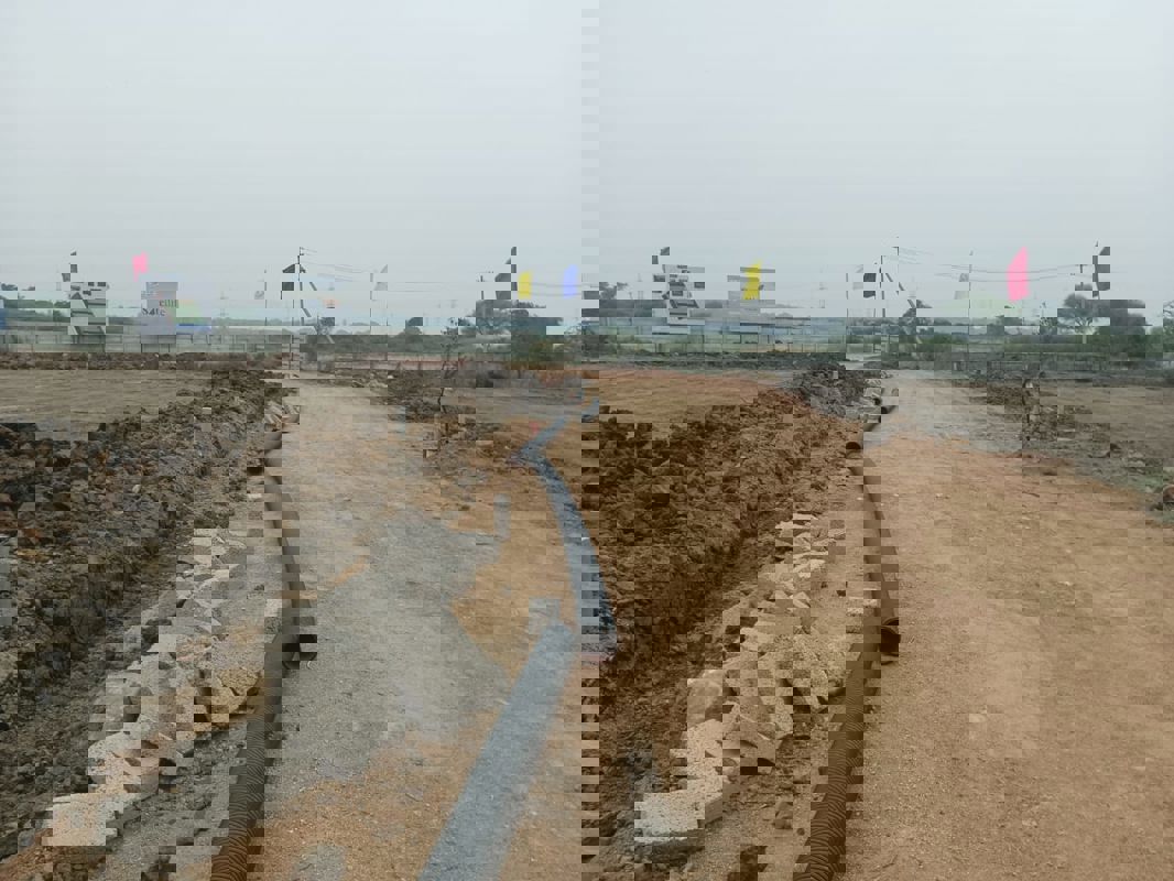 Plot For Sale in Sri Krishna Satellite County