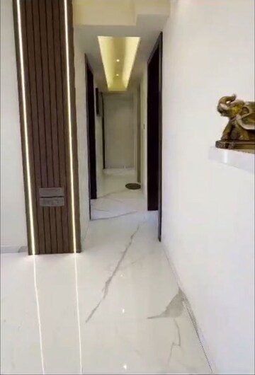 Living Room in 2.5 BHK Apartment at Dosti Belleza, Parel – for Sale