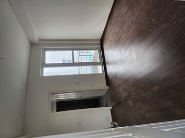 Furnished Amenities in 5 BHK Independent House at Crown Plaza Mall, Sector 15a – for Rent