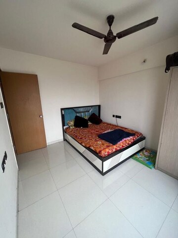 Bedroom in 3 BHK Apartment at Metro Signature Park, Moshi – for Rent