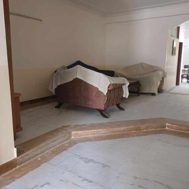 Room, palam-vihar-residents-association 5 Bedroom 3500 Sq.Ft. Independent House In Palam Vihar Gurgaon 9765486