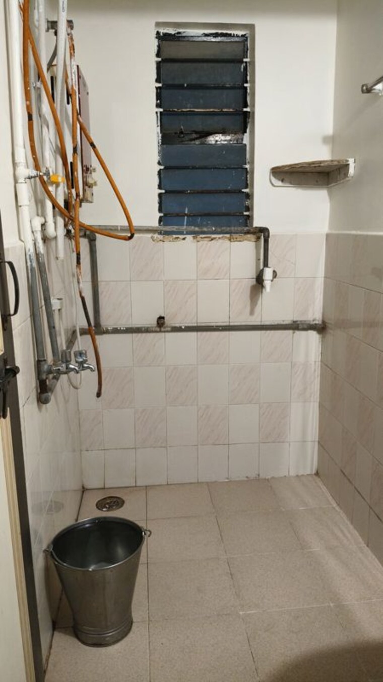 Bathroom, sunshine-park 1 Bedroom 500 Sq.Ft. Apartment In Balewadi Pune 9765498