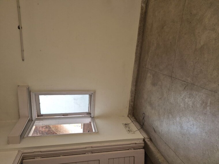 undefined, mayur vihar 3.5 Bedroom 1350 Sq.Ft. Apartment In Mayur Vihar Delhi 9765508