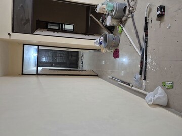 Staircase in 2.5 BHK Builder Floor at Mayur Vihar – for Rent