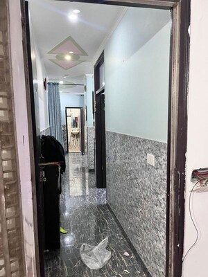 Building Lobby in 1 BHK Builder Floor at Vaishali Sector 2 – for Rent