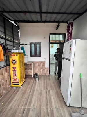 Living Room in 1 BHK Builder Floor at Vaishali Sector 2 – for Rent