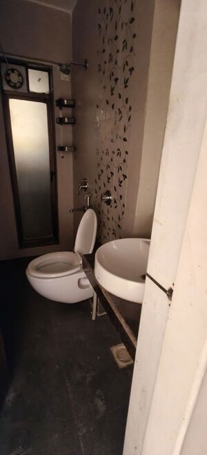 Bathroom in 3 BHK Apartment at HDIL Metropolis Residences, Andheri West – for Rent